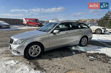 Універсал Mercedes-Benz C-Class 2011 в 