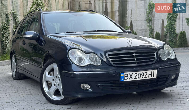 Mercedes-Benz C-Class 2004