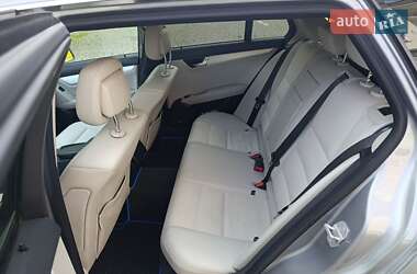 Универсал Mercedes-Benz C-Class 2010 в 