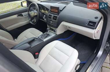 Универсал Mercedes-Benz C-Class 2010 в 