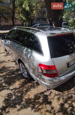 Универсал Mercedes-Benz C-Class 2010 в 