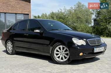 Седан Mercedes-Benz C-Class 2003 в Новоселиці