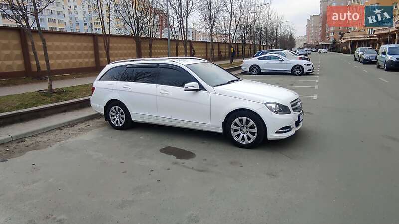 Універсал Mercedes-Benz C-Class 2013 в Софіївській Борщагівці