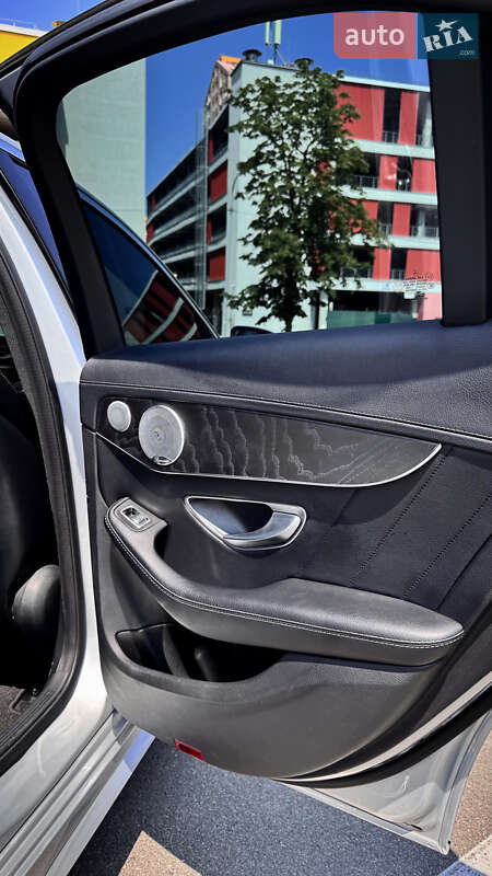 Седан Mercedes-Benz C-Class 2016 в Киеве