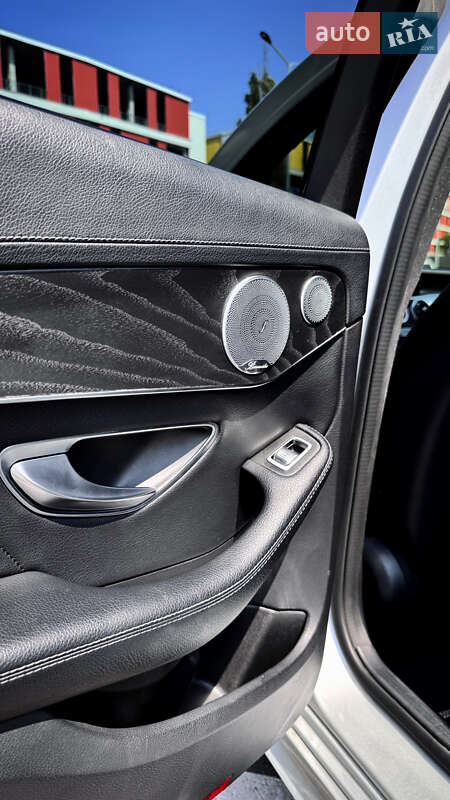 Седан Mercedes-Benz C-Class 2016 в Киеве