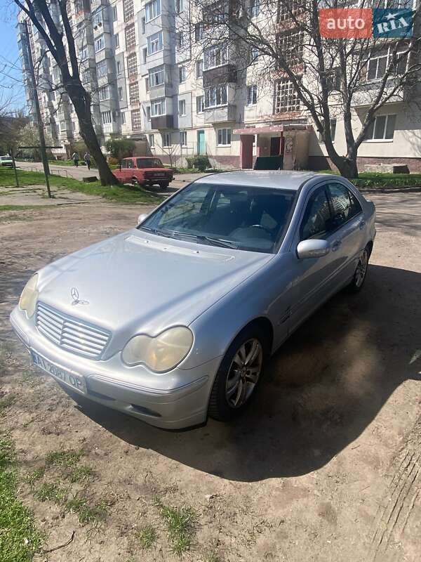Седан Mercedes-Benz C-Class 2001 в Белой Церкви
