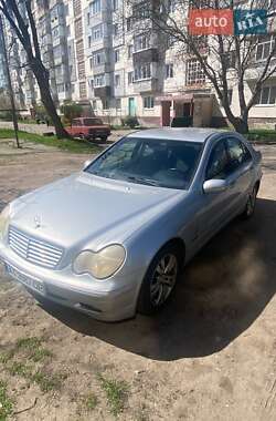 Седан Mercedes-Benz C-Class 2001 в 