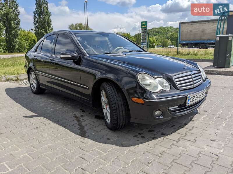 Седан Mercedes-Benz C-Class 2007 в Києві
