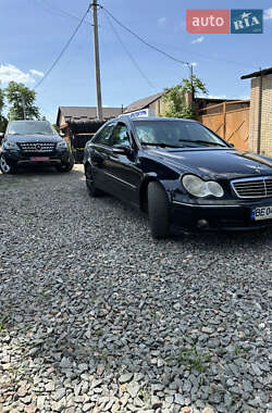 Седан Mercedes-Benz C-Class 2005 в 