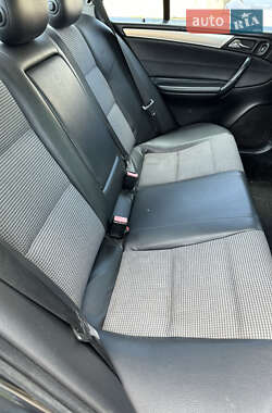 Седан Mercedes-Benz C-Class 2005 в 