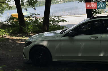 Седан Mercedes-Benz C-Class 2015 в 