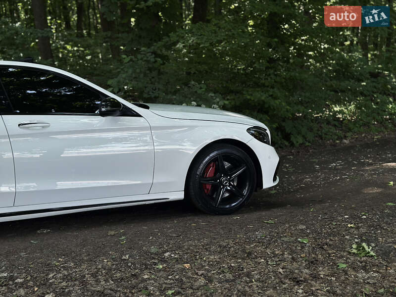 Седан Mercedes-Benz C-Class 2015 в Тернополе
