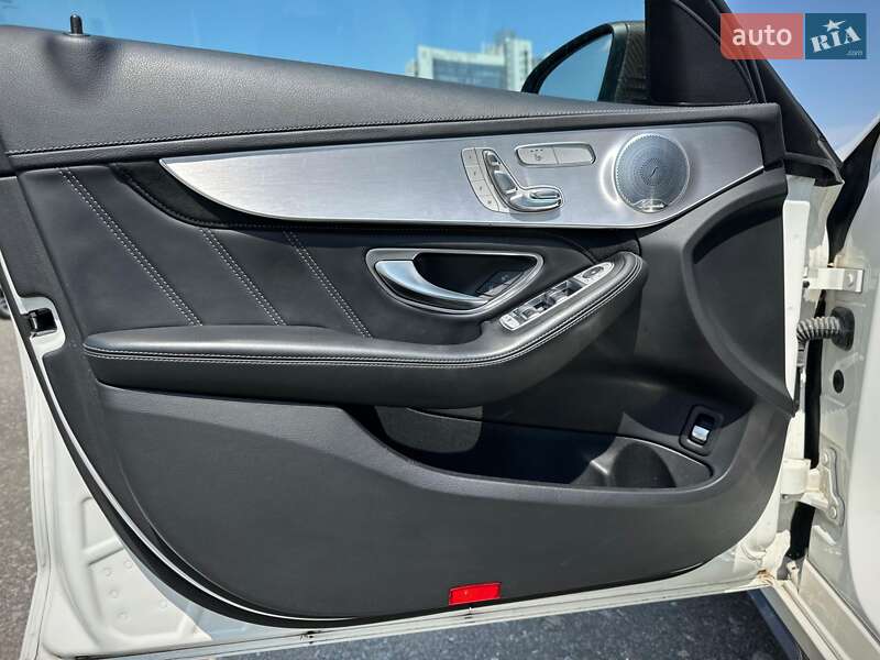 Седан Mercedes-Benz C-Class 2019 в Киеве