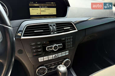 Седан Mercedes-Benz C-Class 2011 в 