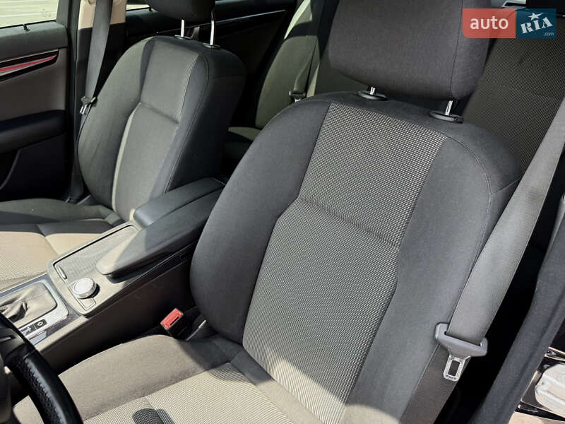 Седан Mercedes-Benz C-Class 2011 в Киеве