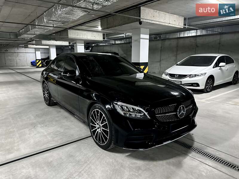 Седан Mercedes-Benz C-Class 2018 в Дніпрі