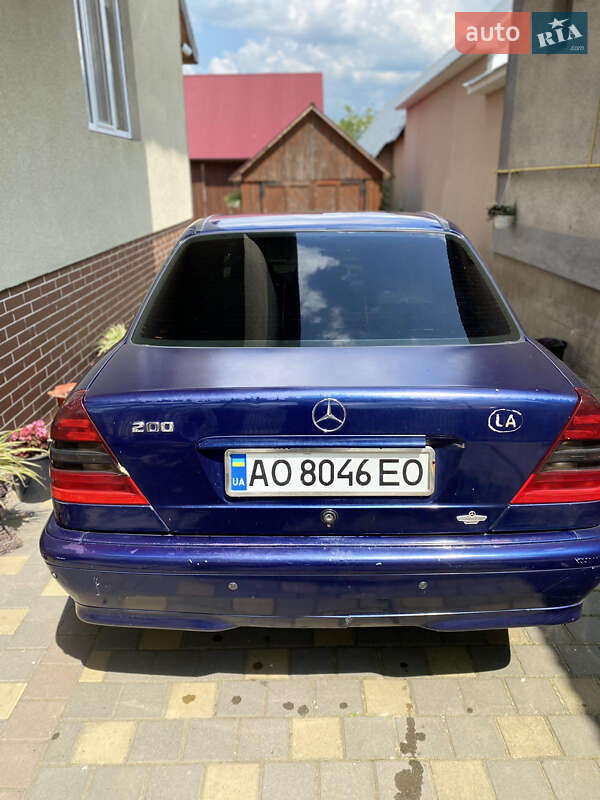 Седан Mercedes-Benz C-Class 1998 в Іршаві