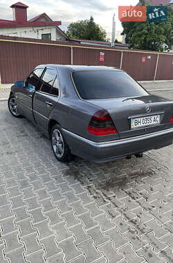Седан Mercedes-Benz C-Class 1995 в 
