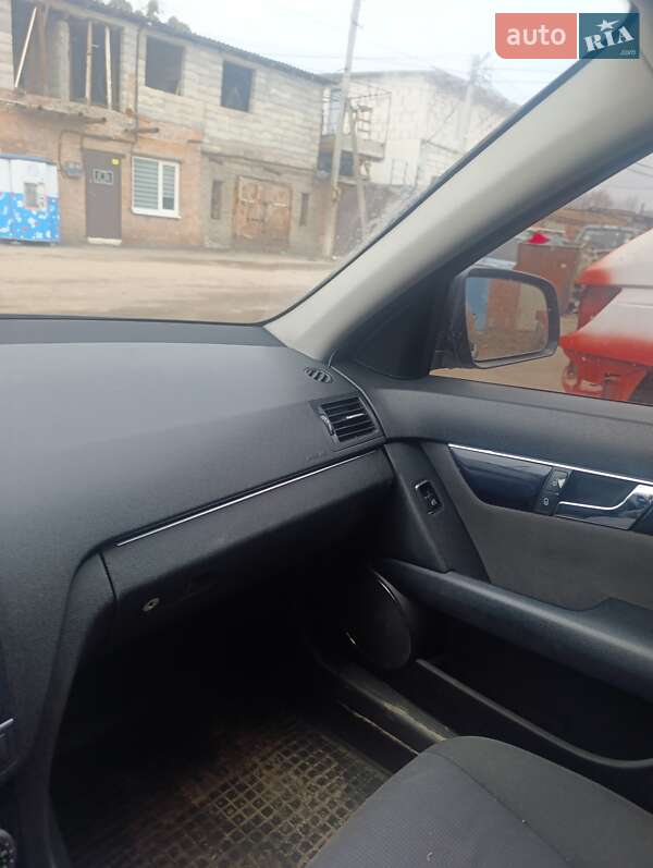 Универсал Mercedes-Benz C-Class 2008 в Виннице