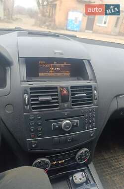 Универсал Mercedes-Benz C-Class 2008 в 