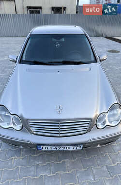 Седан Mercedes-Benz C-Class 2003 в 