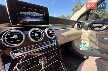 Седан Mercedes-Benz C-Class 2017 в 