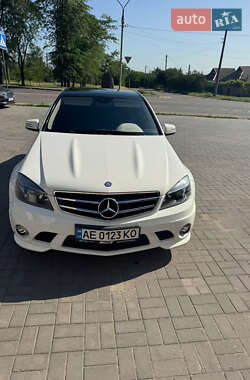 Седан Mercedes-Benz C-Class 2008 в Дніпрі