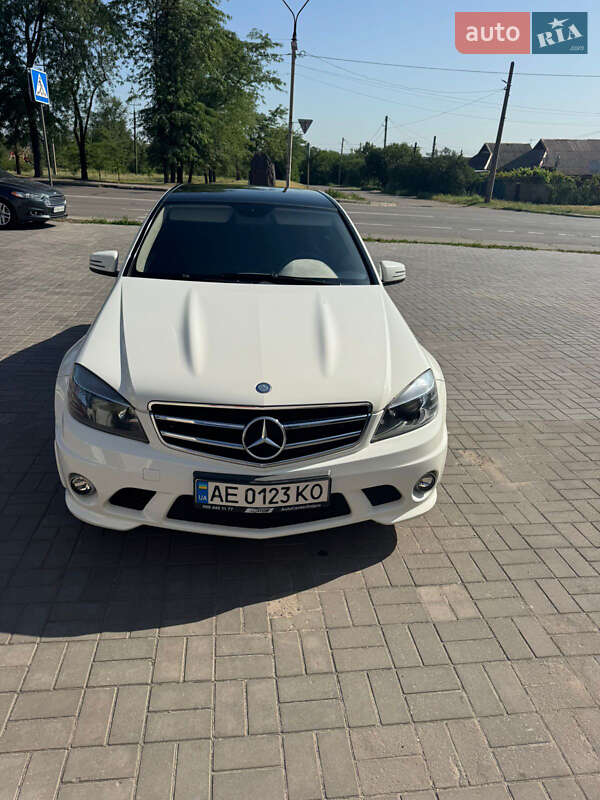 Седан Mercedes-Benz C-Class 2008 в 
