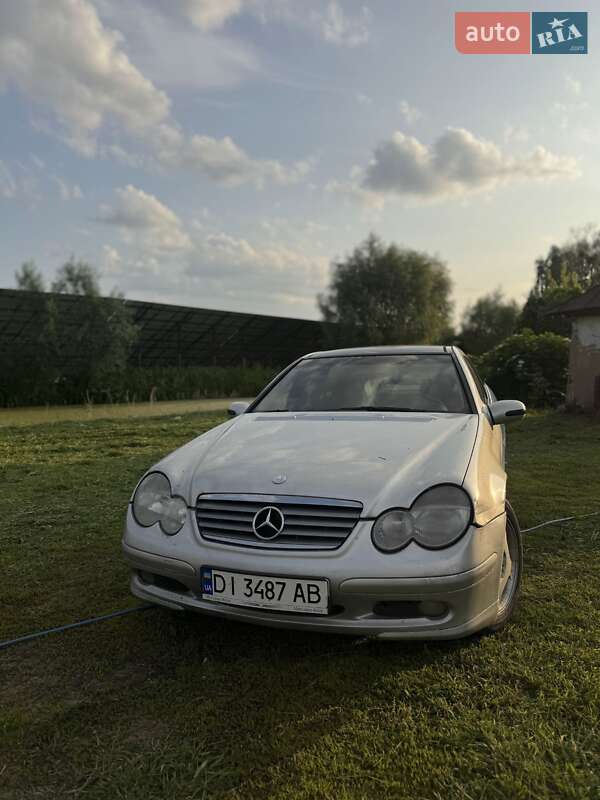 Mercedes-Benz C-Class 2001