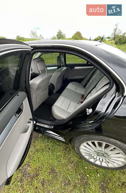 Седан Mercedes-Benz C-Class 2008 в 