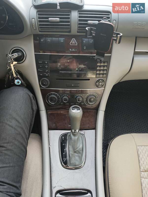 Седан Mercedes-Benz C-Class 2005 в Белой Церкви