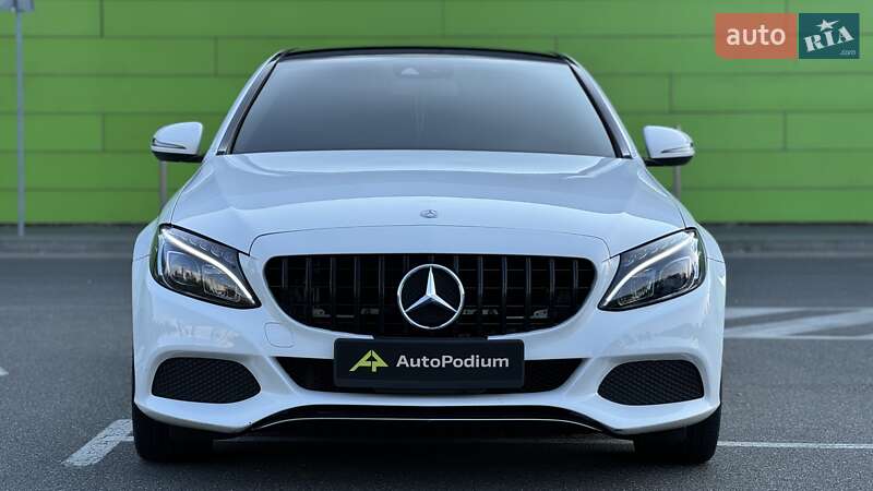 Седан Mercedes-Benz C-Class 2016 в Киеве