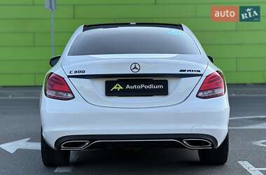 Седан Mercedes-Benz C-Class 2016 в 