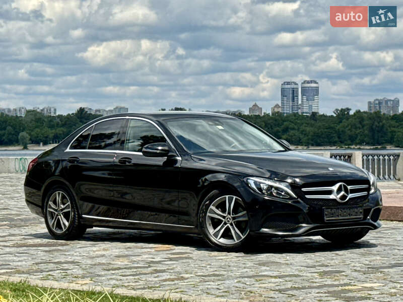 Седан Mercedes-Benz C-Class 2015 в Києві