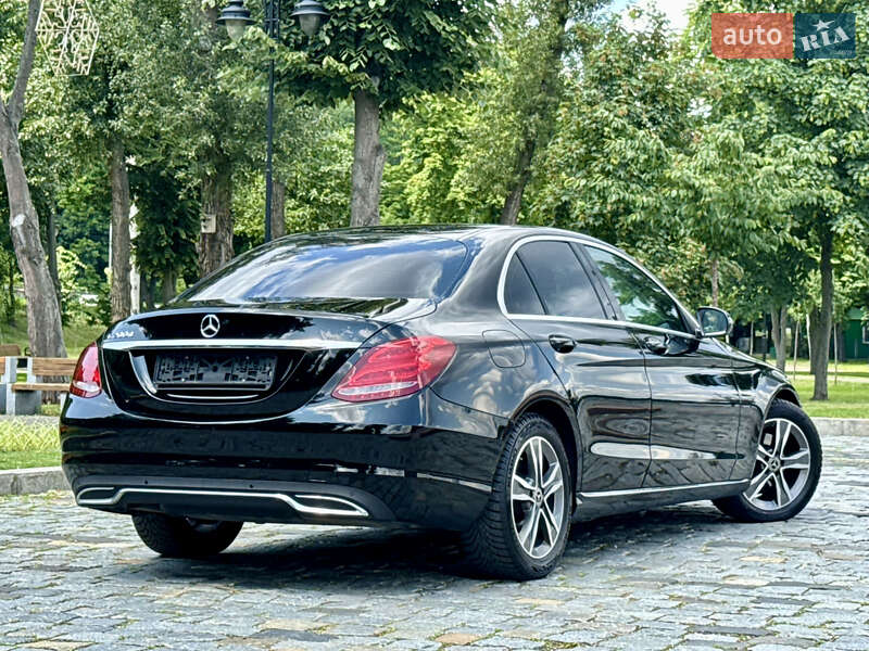 Седан Mercedes-Benz C-Class 2015 в Києві