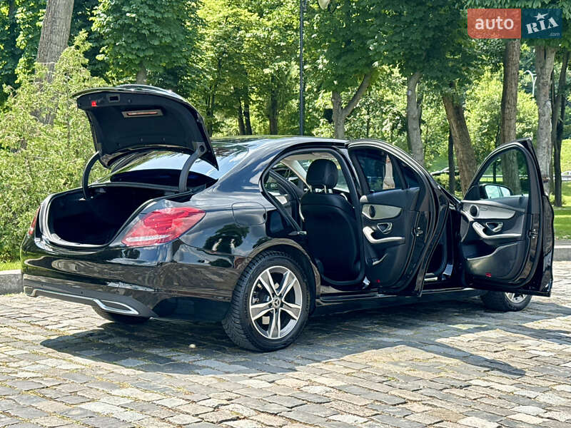 Седан Mercedes-Benz C-Class 2015 в Києві