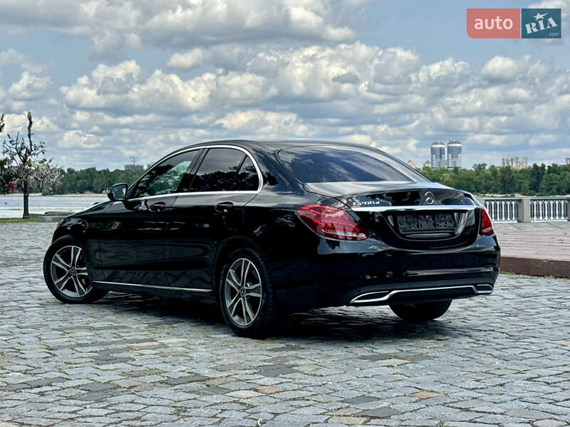 Седан Mercedes-Benz C-Class 2015 в Києві