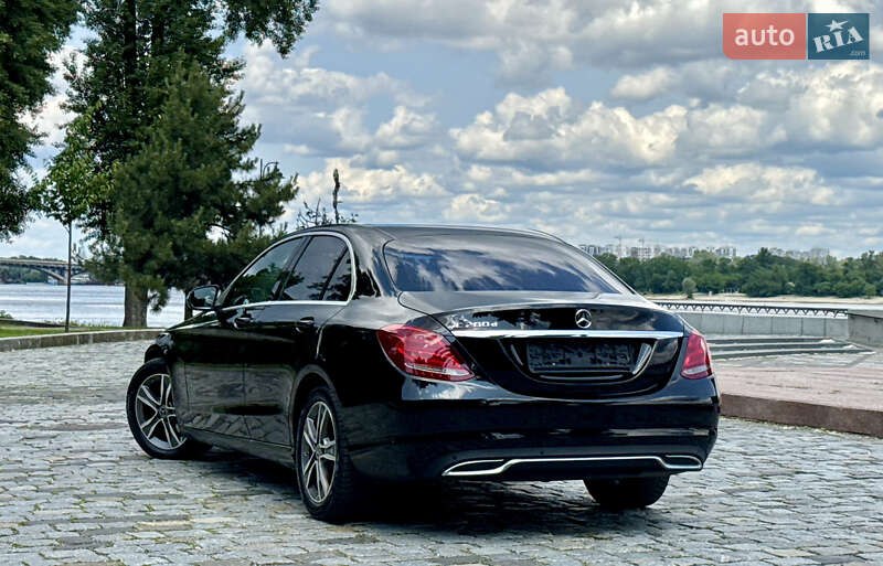 Седан Mercedes-Benz C-Class 2015 в Києві