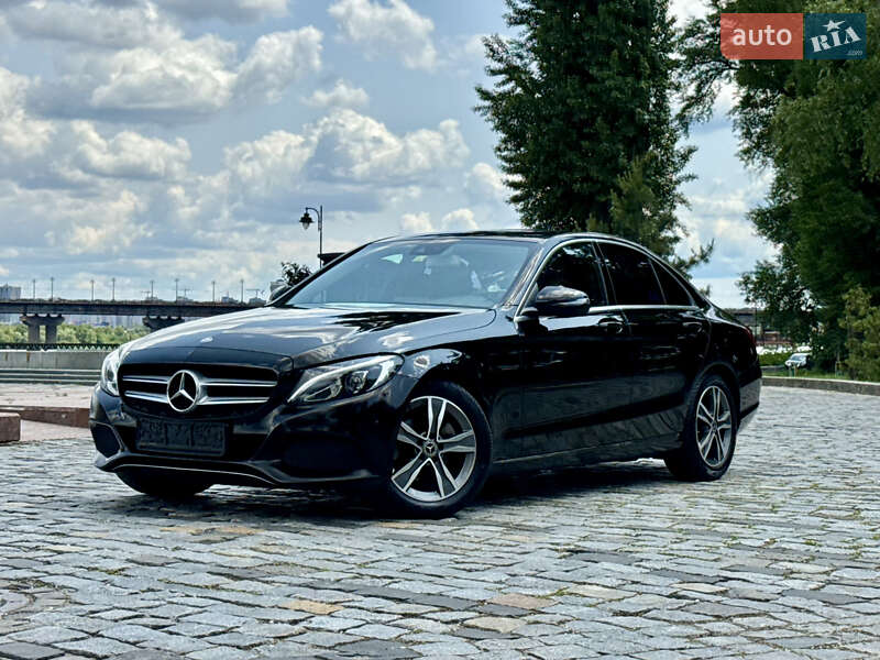 Седан Mercedes-Benz C-Class 2015 в Києві