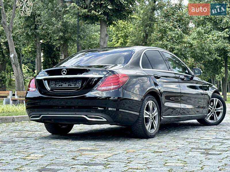 Седан Mercedes-Benz C-Class 2015 в Києві