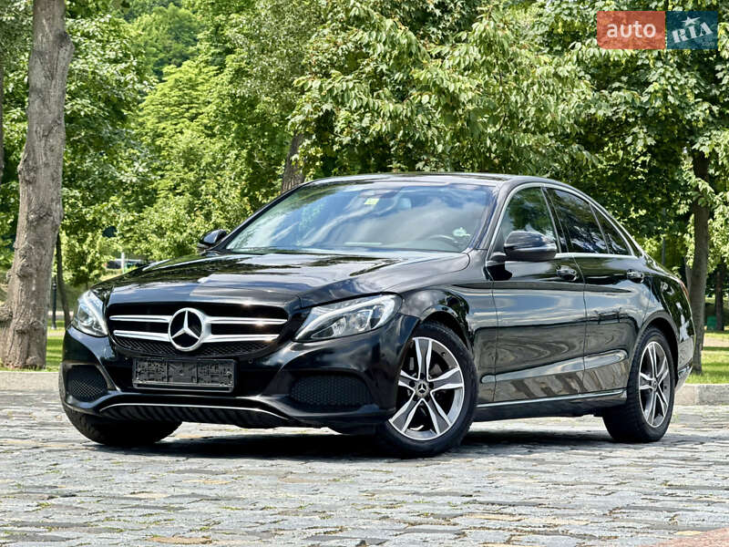 Седан Mercedes-Benz C-Class 2015 в Києві