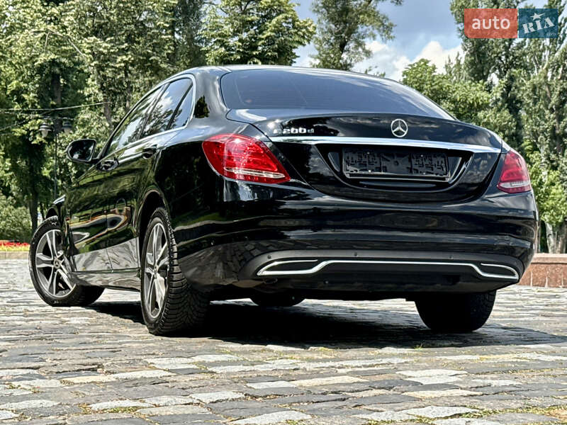 Седан Mercedes-Benz C-Class 2015 в Києві