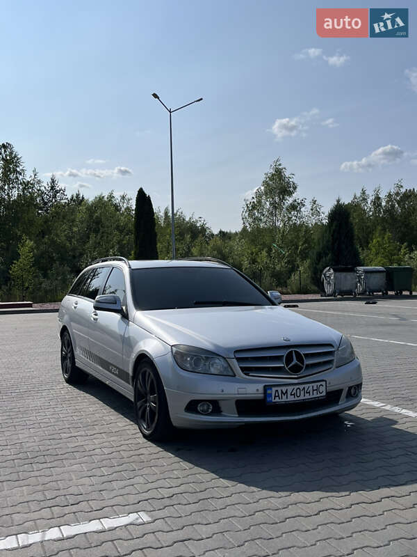 Mercedes-Benz C-Class 2008