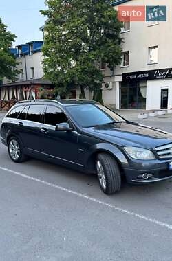 Универсал Mercedes-Benz C-Class 2010 в 