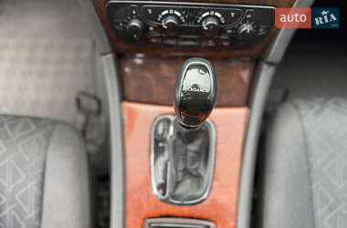 Седан Mercedes-Benz C-Class 2001 в 