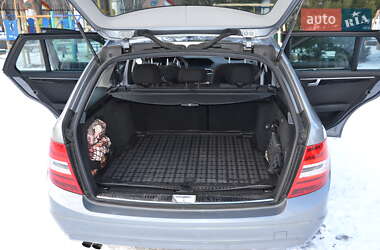 Универсал Mercedes-Benz C-Class 2013 в 