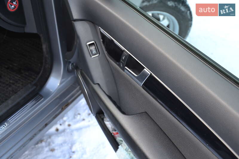 Універсал Mercedes-Benz C-Class 2013 в Краматорську