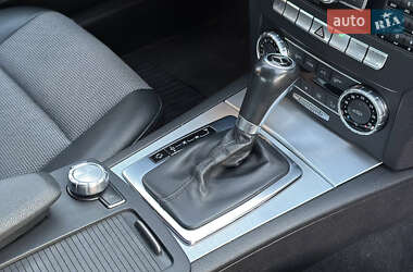 Седан Mercedes-Benz C-Class 2011 в 