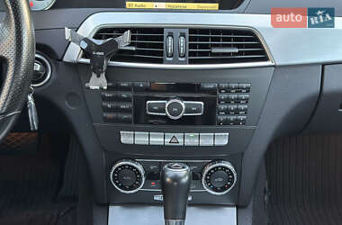 Седан Mercedes-Benz C-Class 2011 в 