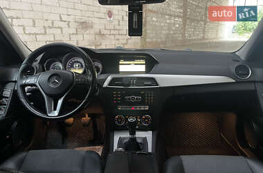 Универсал Mercedes-Benz C-Class 2011 в 
